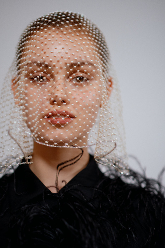 Вещь дня: фата с надписями Vesssna Wedding