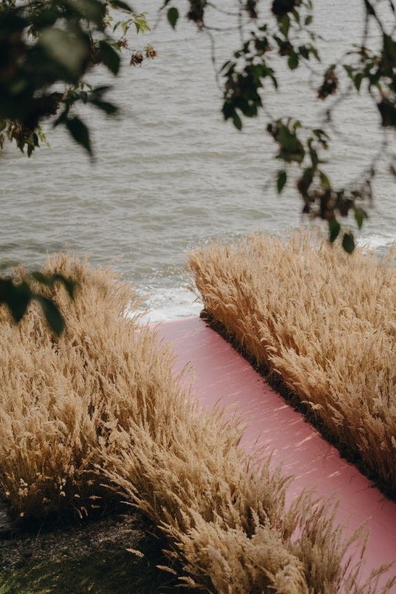 8 площадок с открытыми верандами для летней