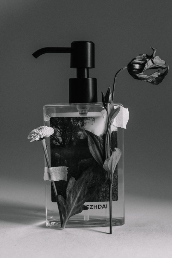 Как вежливо попросить гостей не дарить цветы