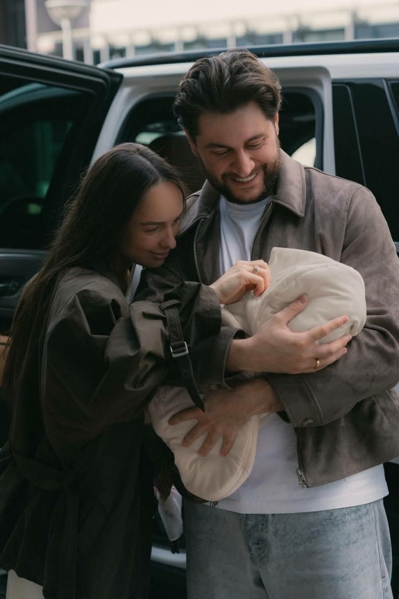 Дава и Мари Краймбрери впервые стали родителями