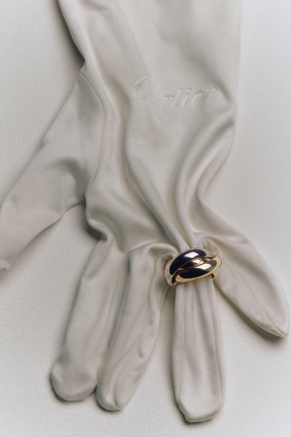 Подарок на свадьбу — что преподнести невесте от жениха?