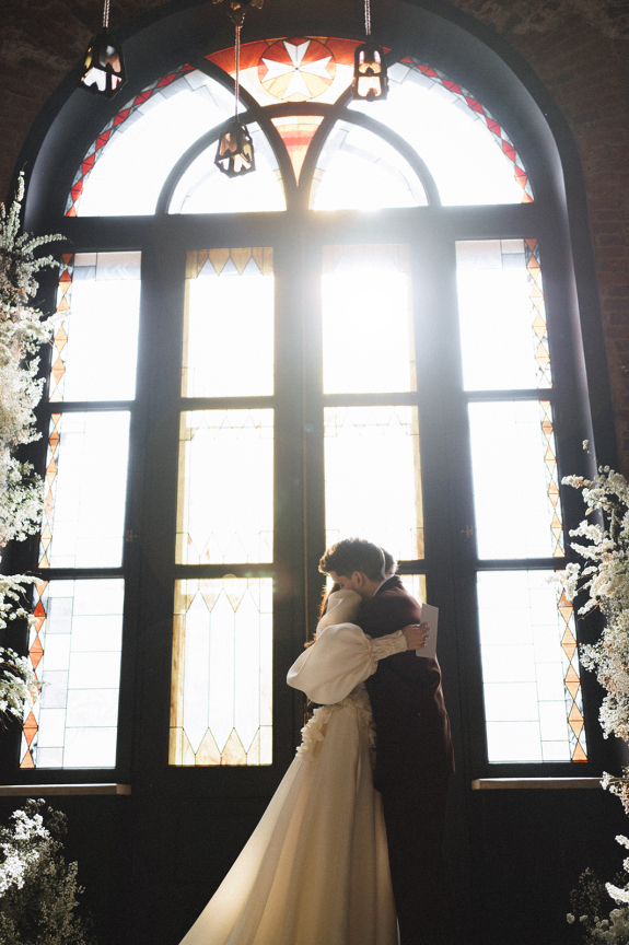 Свадьба в замке Бип | Организация, образы жениха и невесты и программа камерного вечера