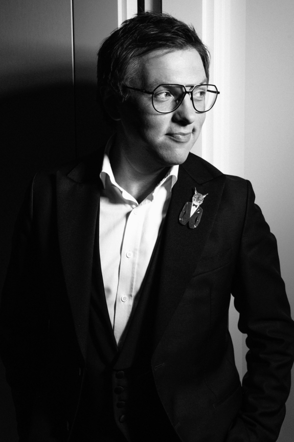 Свадебный этикет: как общаться, если никого не