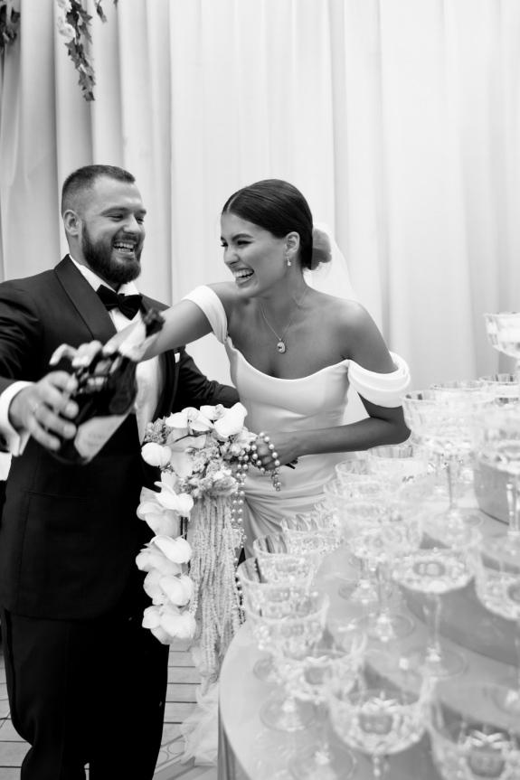 Интервью с невестой о предложении под звездами, церемонии на берегу Лебяжьего пруда и сентиментальных подарках для гостей | Реальная свадьба в Il Lago dei Cigni от агентства Caramel Wedding