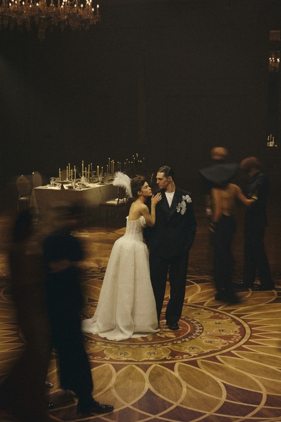 Свадьба в эстетике дорогого минимализма в банкетном зале Империал Плаза