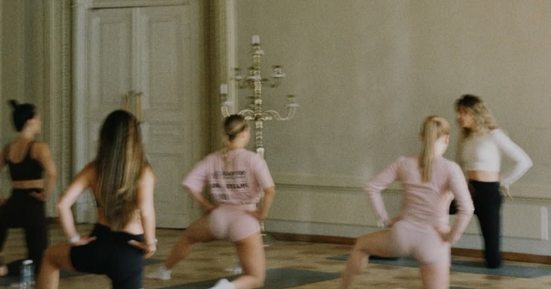 Топ-7 жиросжигающих тренировок, которые выбирают модели и