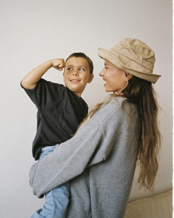 Поздравляем с Днем матери