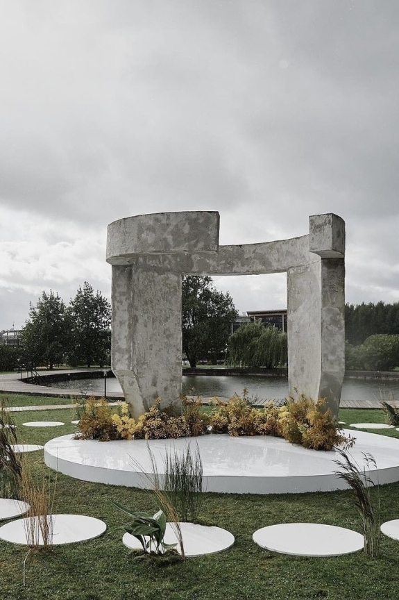 Самые запоминающиеся свадебные оформления сезона 2022