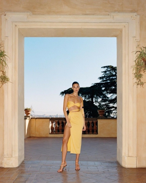 Прозрачные, как стекло, цепи и браслеты-гиганты: 10