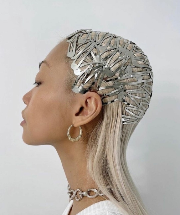 Металлические аксессуары для волос | Свадебные прически | Тренды причесок 2024