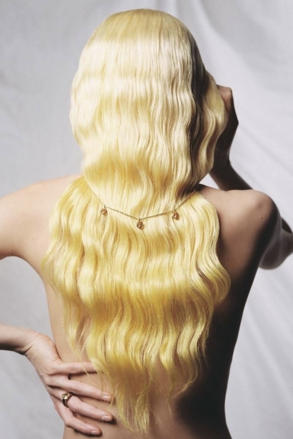 Макияж без макияжа — вневременной тренд для невест.