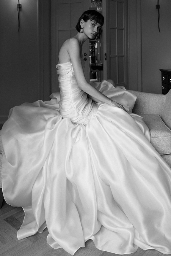 «Что означает видеть свадебное платье во сне»