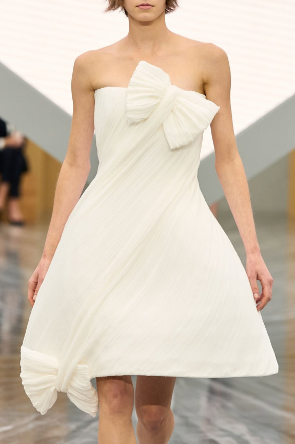 Неделя моды 2026 — образ невесты