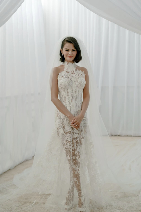 Свадебное платье Селены Гомес | Свадьба Селены Гомес