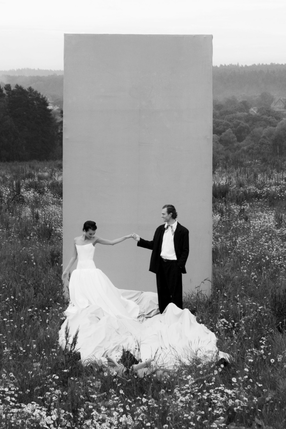 Лучшие свадебные фотографии 2025 (и какие фотографы за ними стоят)