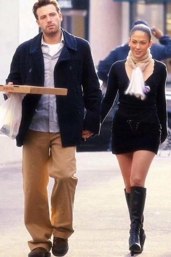 Бен Аффлек и Дженнифер Лопес снова вместе — на премьере фильма «Поцелуй женщины-паука»