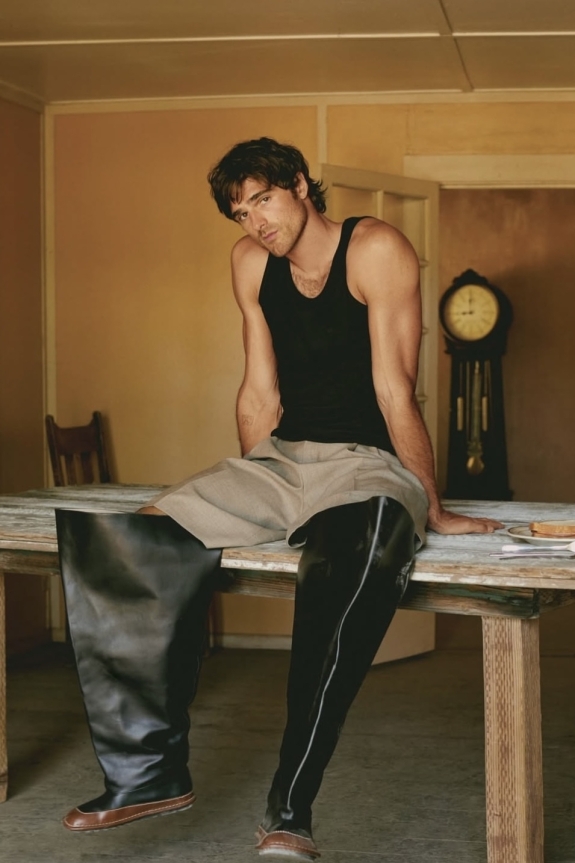 Зои Кравиц точно знает толк в мужчинах,