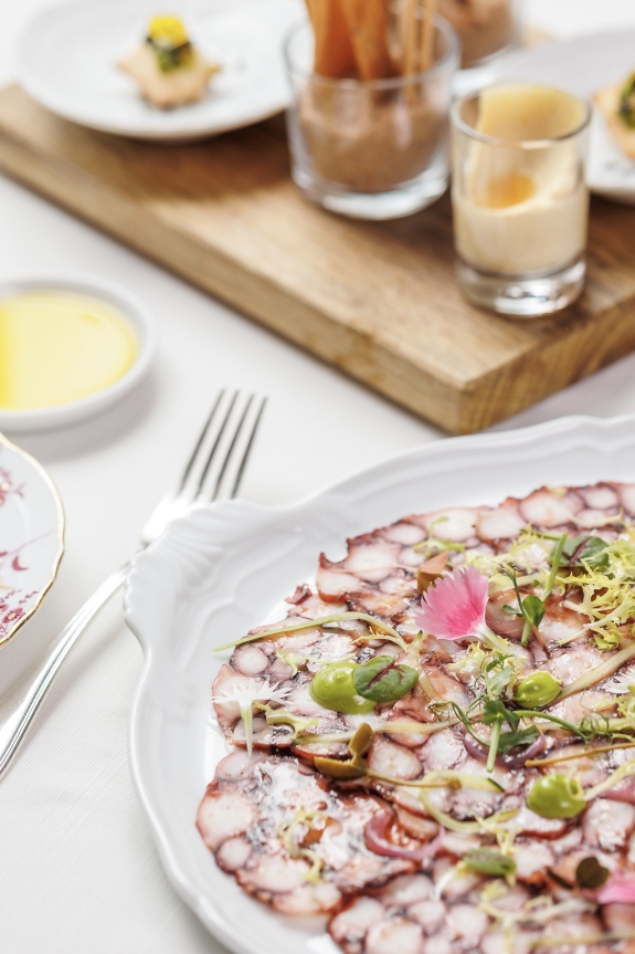 Модные рестораны и бары Москвы, где стоит