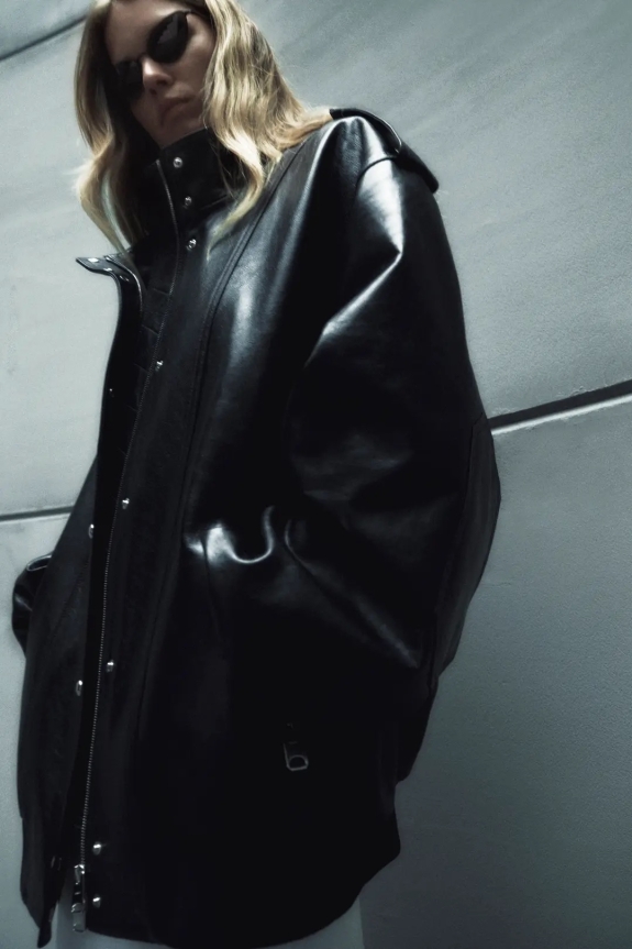 Шоколадный — новый черный: 30 предметов гардероба