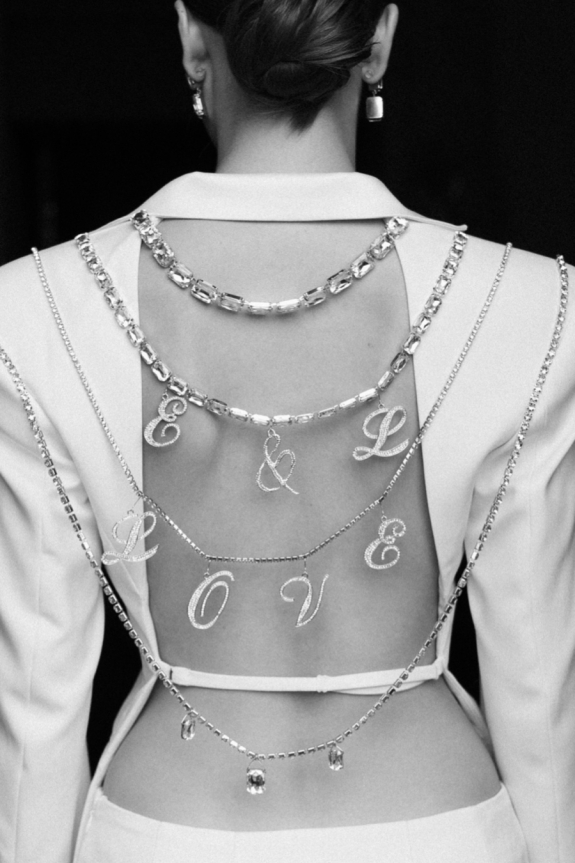 Лаконичные свадебные платья до 40 тысяч рублей