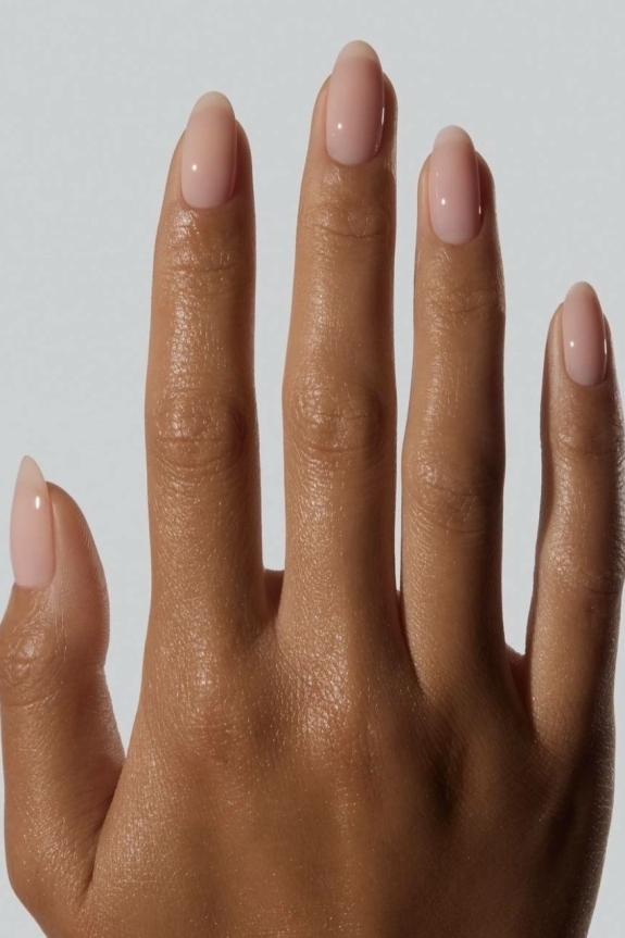 Макияж без макияжа — вневременной тренд для невест.