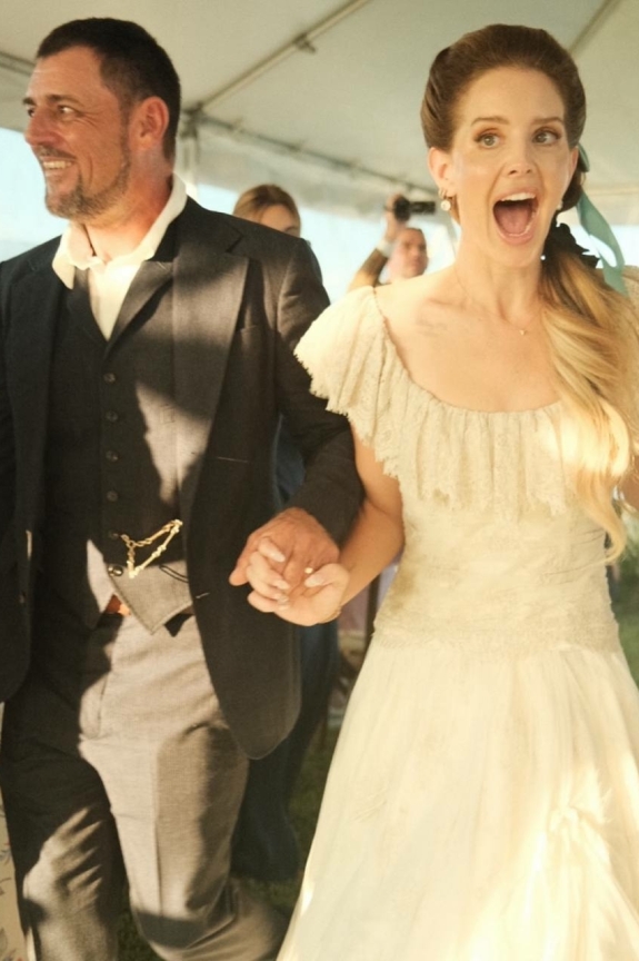 Певица Севиль вышла замуж