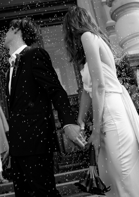 Свадебные черно-белые фото из загса