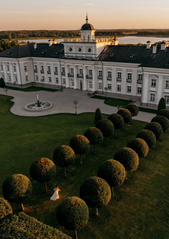 Свадьба на вилле недалеко от Москвы | Фотосет