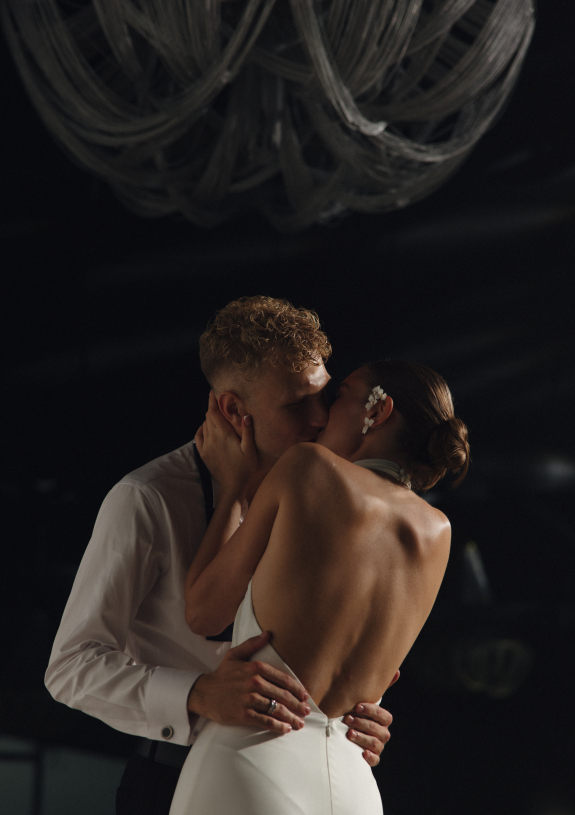 Реальная свадьба, вдохновленная эстетикой вне времени и Петербургским андеграундом