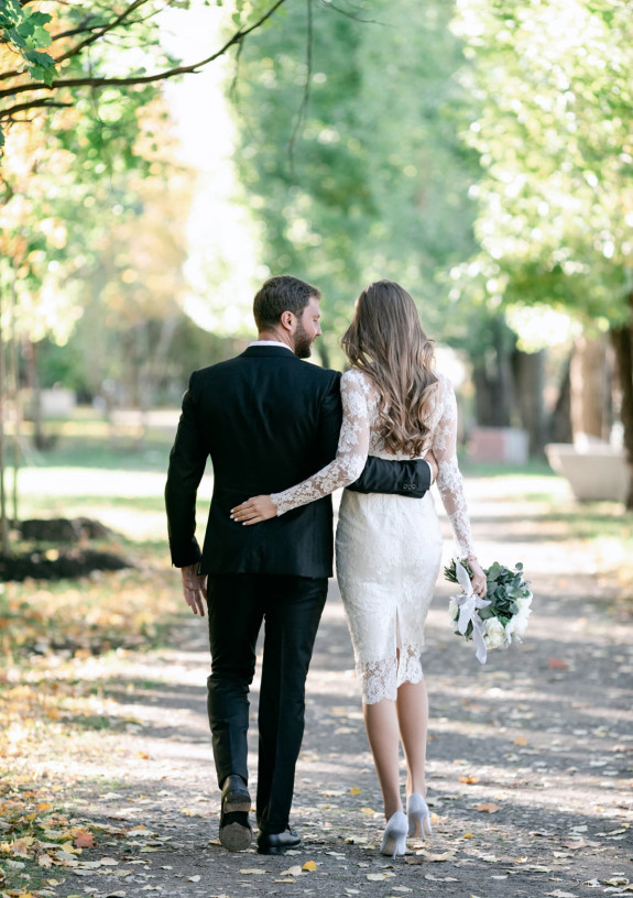 Солнечная свадьба в центре Москвы для двоих