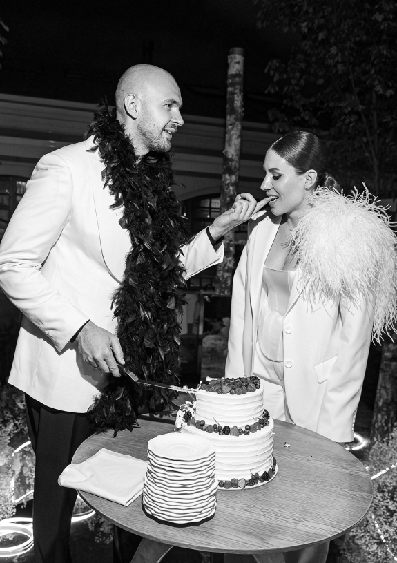 Свадебные фото | Свадебная фотосессия | Свадебный фотограф | Свадьба в Москве | Федор Бородин | Feerique | Yauza Place | Стили свадеб | Модные свадьбы