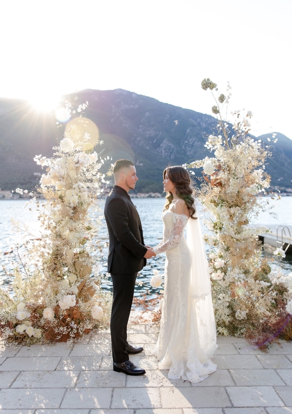 Свадьба за границей | Церемония | Выездная церемония | Свадьба у воды | Камерная свадьба | Свадьба у озера | Свадьба на берегу озера | Свадебное путешествие | Выезд из России