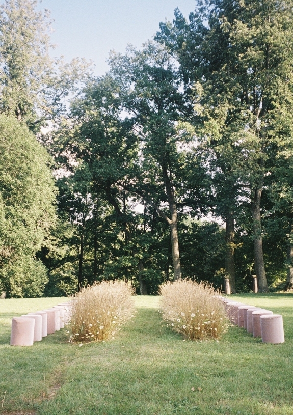 Стильная свадьба в Питере в эстетике Jacquemus | Агентство Now Family