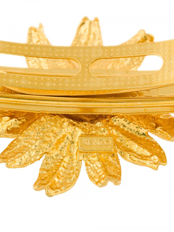 Заколки: новый тренд в свадебных аксессуарах