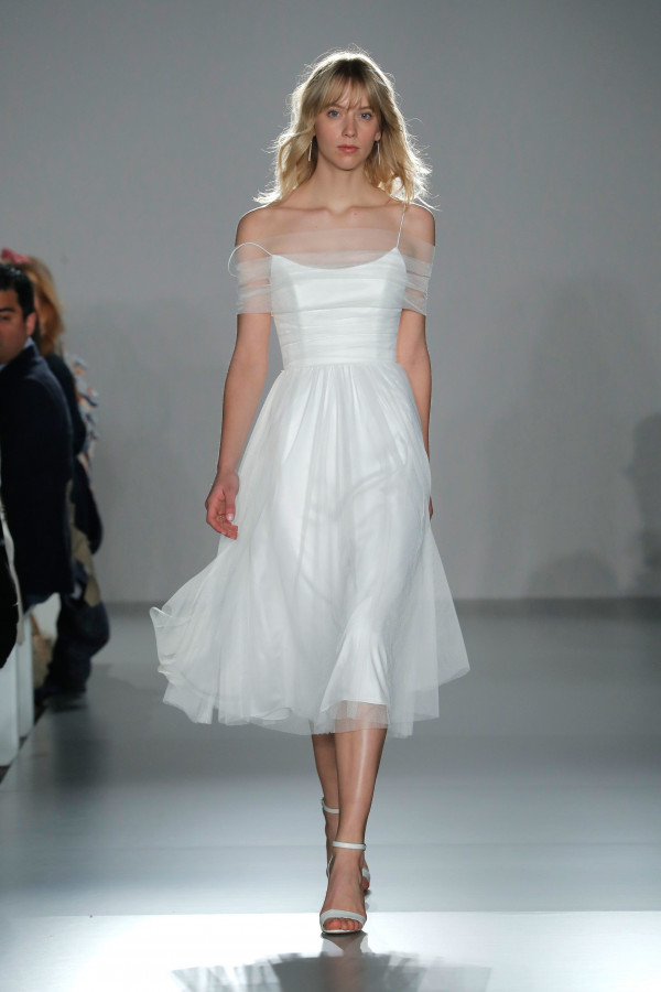 Лучшие свадебные платья сезона весна-лето 2020