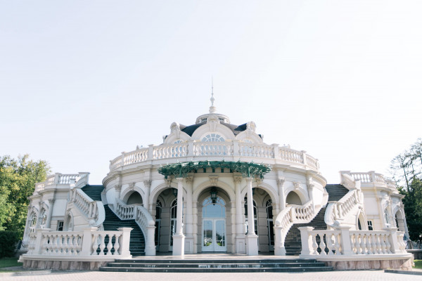 Cвадьба Евгения и Миланы в загородном ресторане