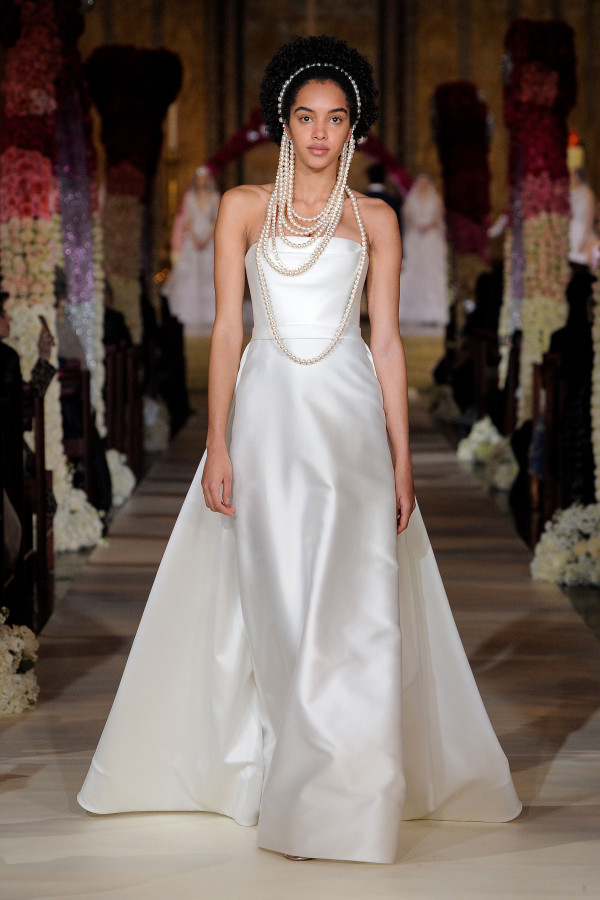 Лучшие свадебные платья сезона весна-лето 2020