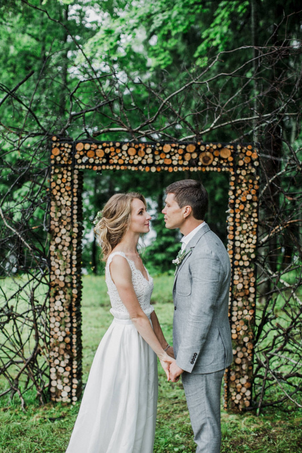 Эко-свадьба в живописному лесу