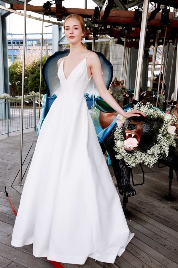 Лучшие свадебные платья сезона весна-лето 2020