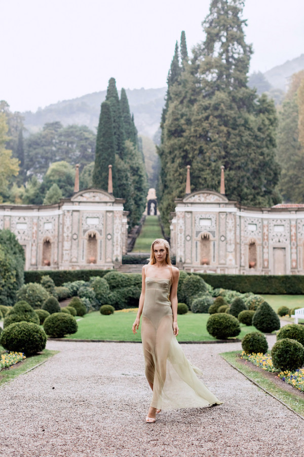 Невероятно нежная камерная свадьба в Италии