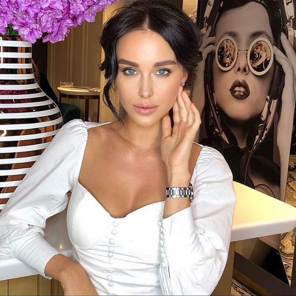 Ирина Митрошкина запустила онлайн-курс макияжа