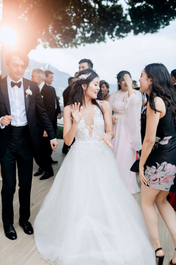 Свадебный ужин на берегу Комо в окружении