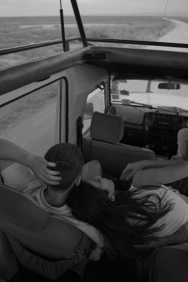 Свадьба в Африке c зебрами, жирафами и