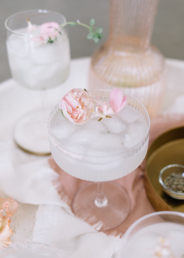 Сладкая вата, цветы и сорбет: как подать