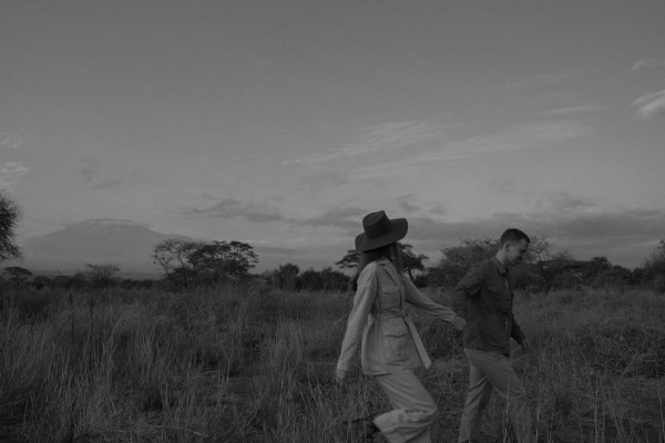 Свадьба в Африке c зебрами, жирафами и