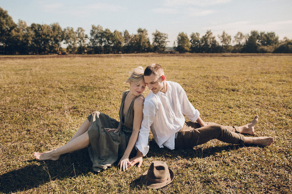 Осенняя свадьба с сухоцветами, льном и прогулками