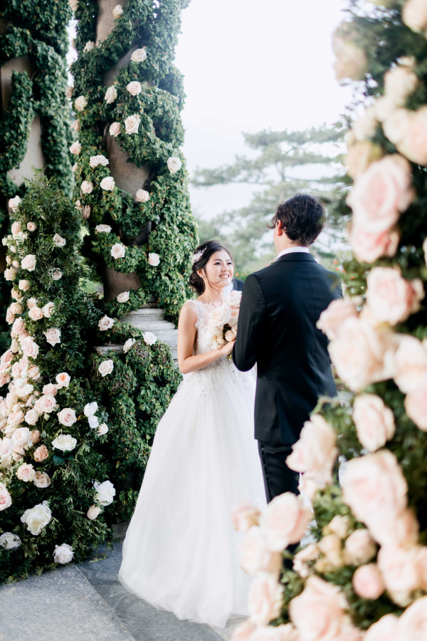 Свадебный ужин на берегу Комо в окружении