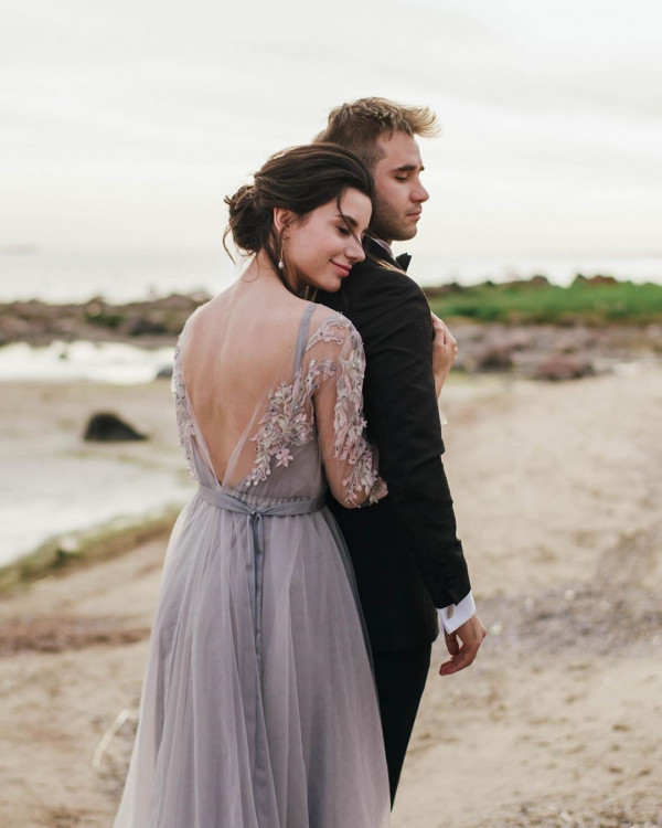 Свадебные платья цвета лаванды