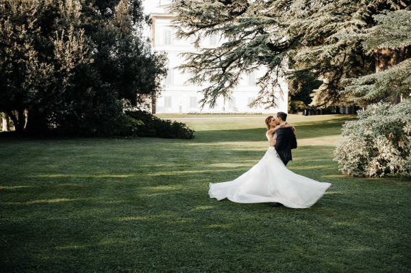 Элегантная свадебная вечеринка в Италии