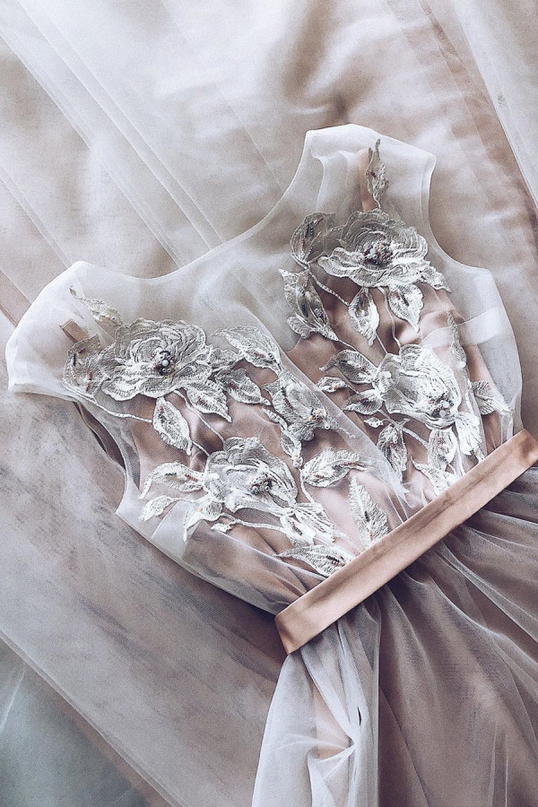 Свадебные платья цвета лаванды